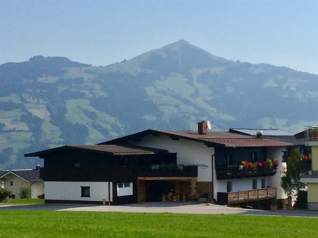 Pension Heidelberg - Fam Fuchs Hopfgarten im Brixental Exterior photo